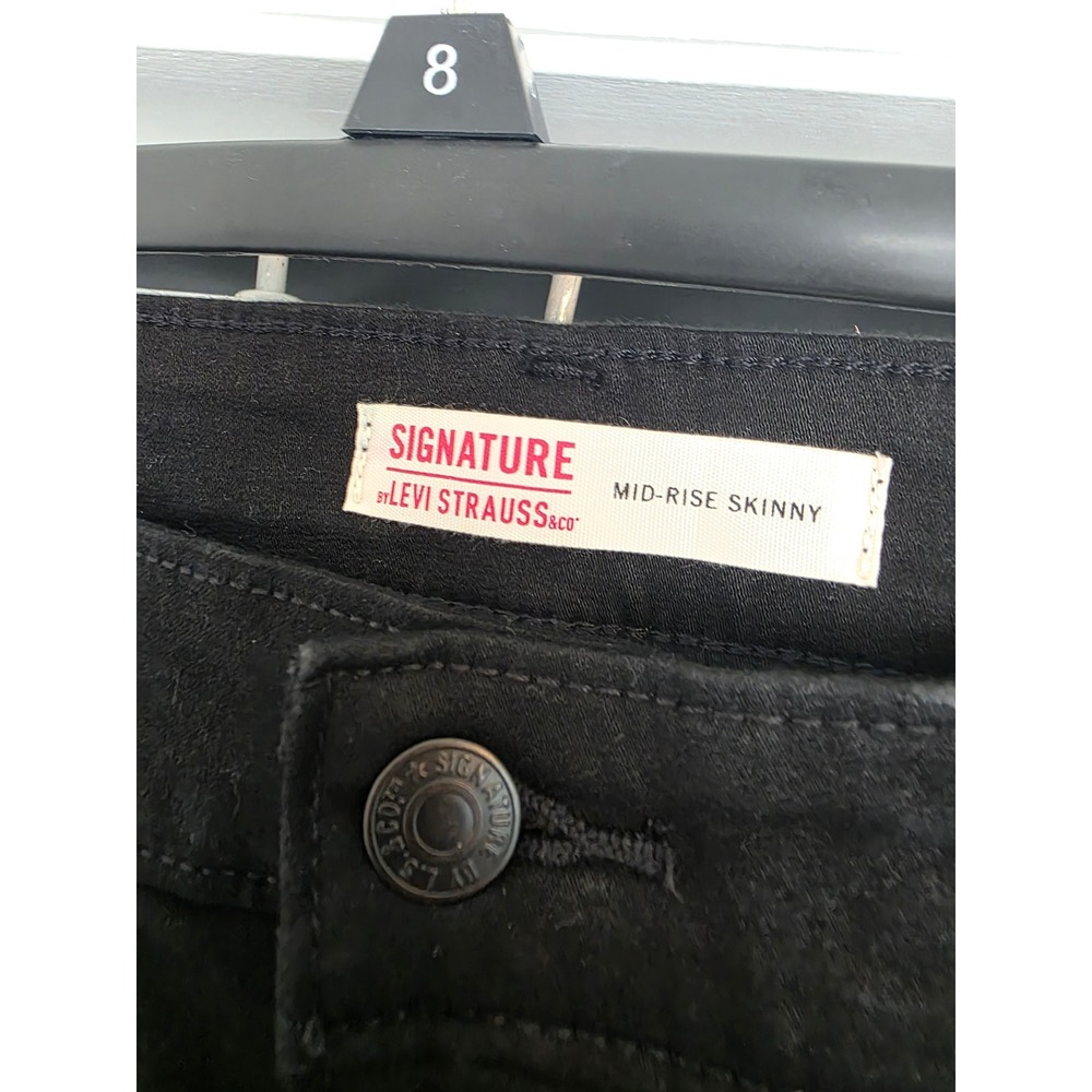 Signature by Levi Strauss & Co Womens Mid Rise Skinny Jeans Black 12L - Picture 3 of 14